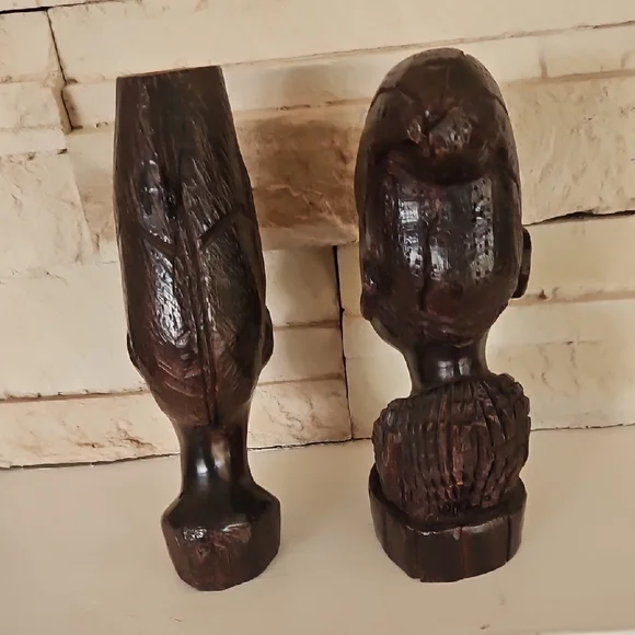 Hand-Carved Wooden Busts - Picture 4 of 6